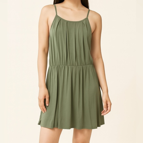 Alya Dresses & Skirts - Alya Green Blocked Spaghetti Strap Mini Sundress